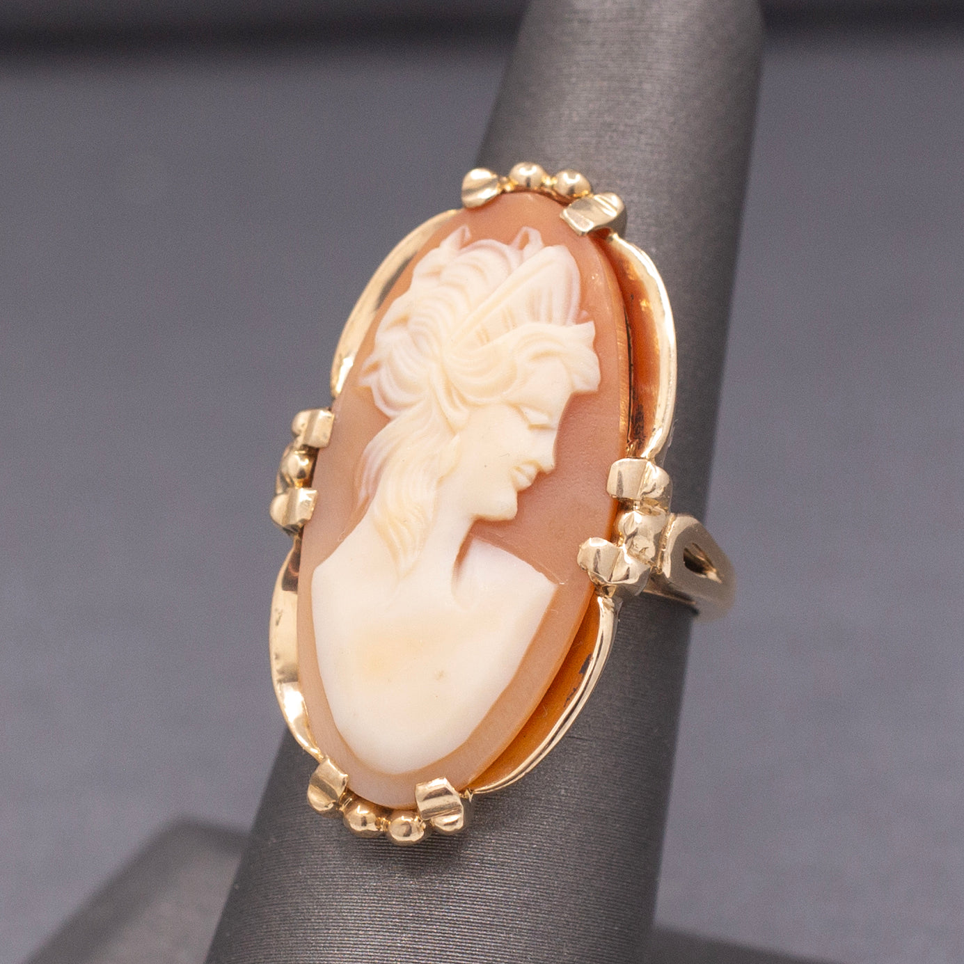 Vintage Large Shell Cameo Woman's Silhouette Statement Ring in 14k Yellow Gold