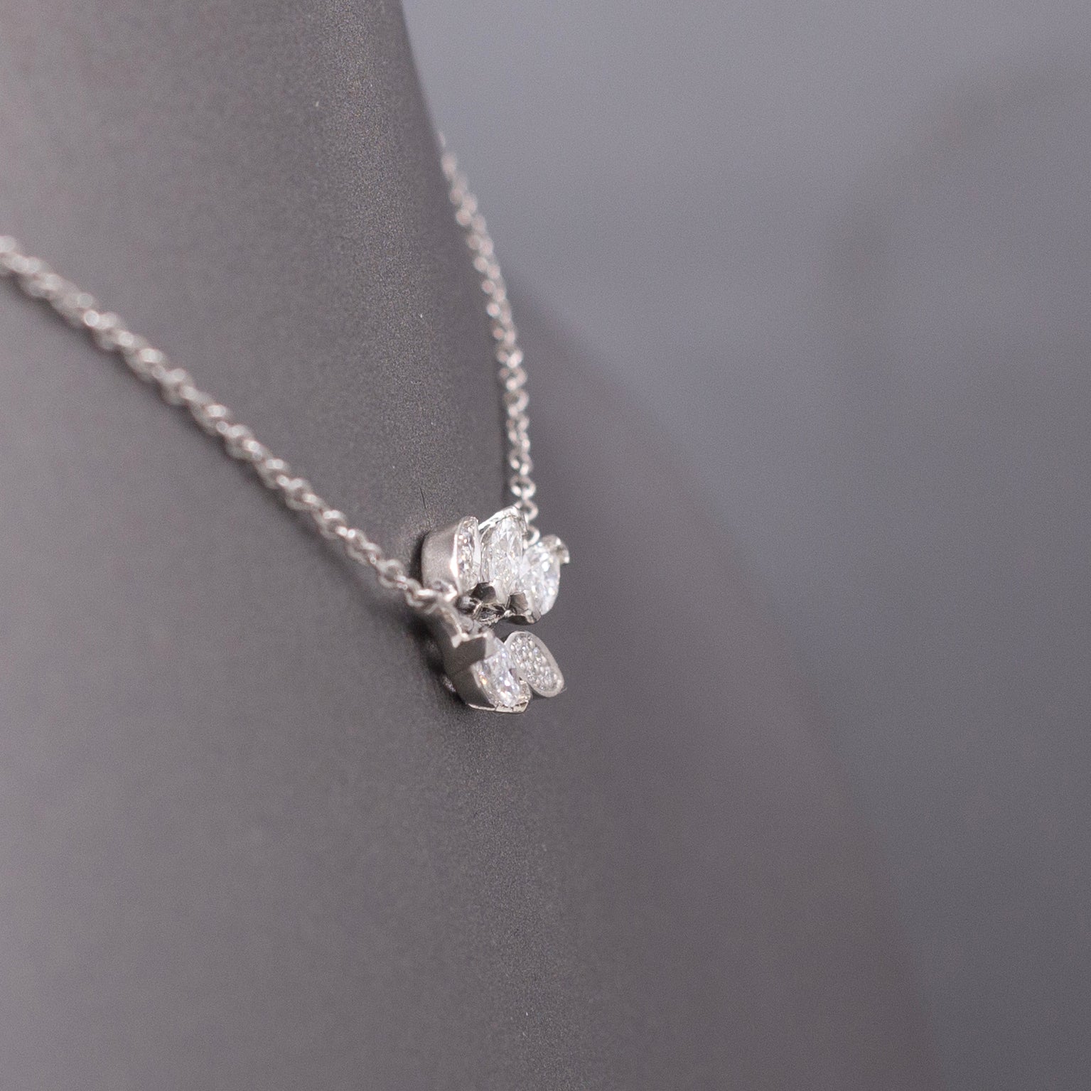 Tiffany and Co Victoria Diamond Leaf and Vine Pendant Necklace in Platinum