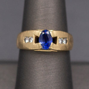 Beautiful Blue Sapphire and Diamond Textured Band Ring in 14k Yellow Gold