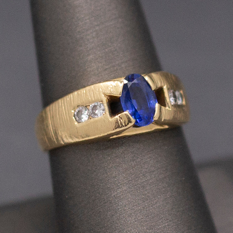 Beautiful Blue Sapphire and Diamond Textured Band Ring in 14k Yellow Gold