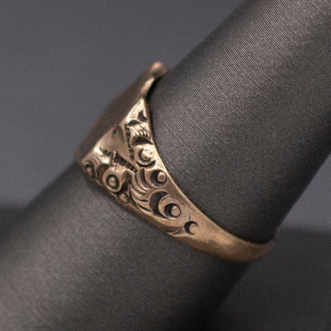 Wonderful Antique Victorian Shield Blank Signet Ring in 14k Gold