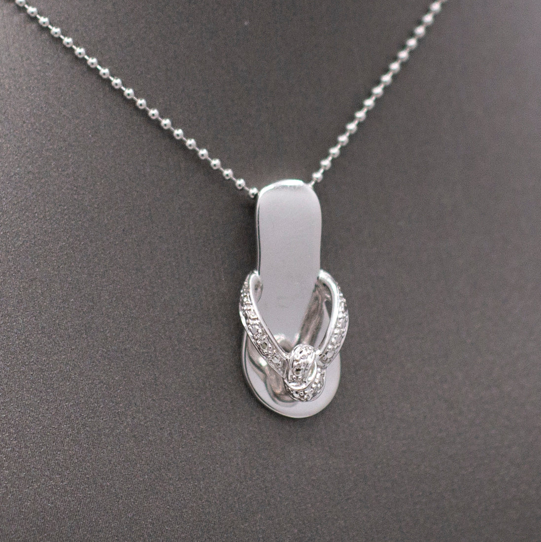 Classic Hawaiian Flip Flop Sandal Pendant Charm Necklace in 14k White Gold