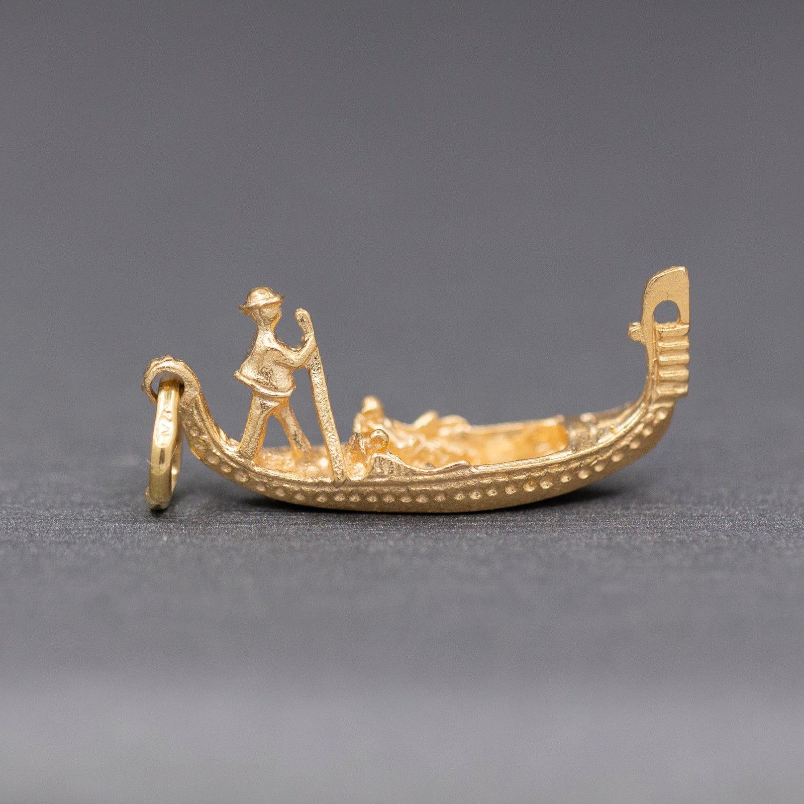 Venetian Gondolier Paddling with Gondola in Venice Charm Pendant in 18k Yellow Gold