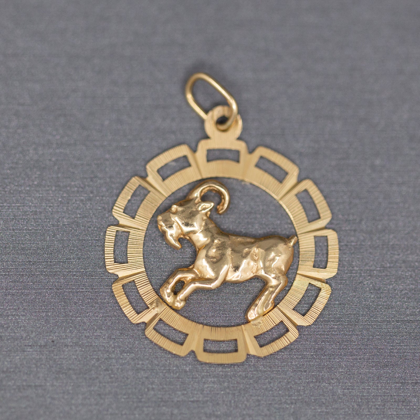 Bold Aries Zodiac Charm Pendant in 14k Yellow Gold