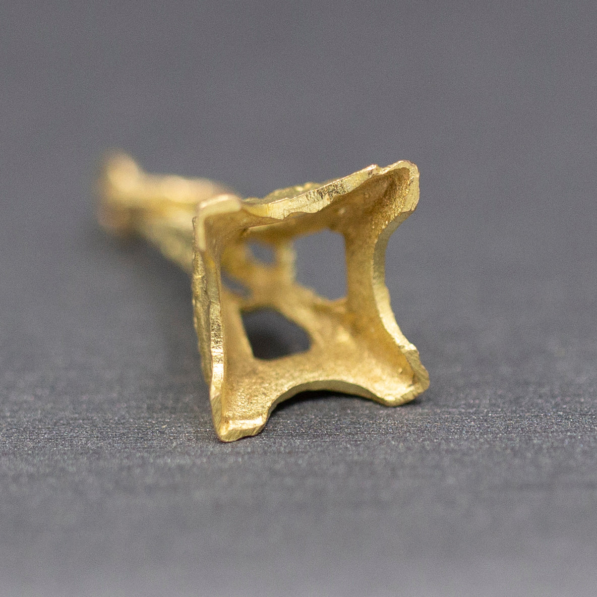 Large Eiffel Tower Paris France Charm Pendant in 18k Yellow Gold