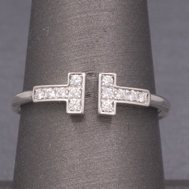 TIFFANY & CO 18K White Gold 0.13ctw Round Diamond T Wire Ring Size 8.5