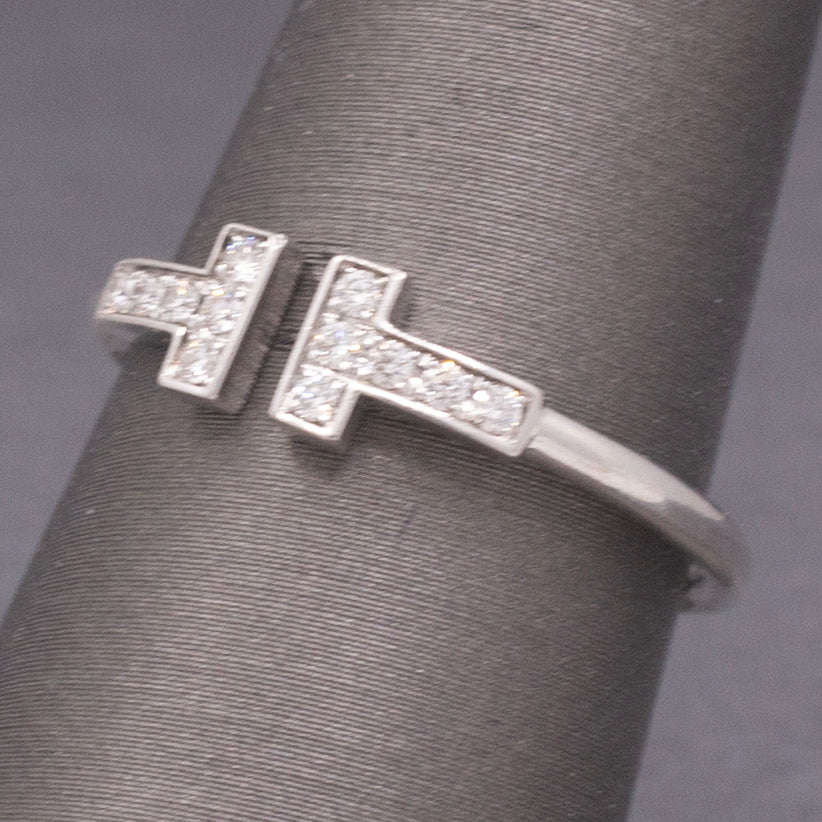 TIFFANY & CO 18K White Gold 0.13ctw Round Diamond T Wire Ring Size 8.5