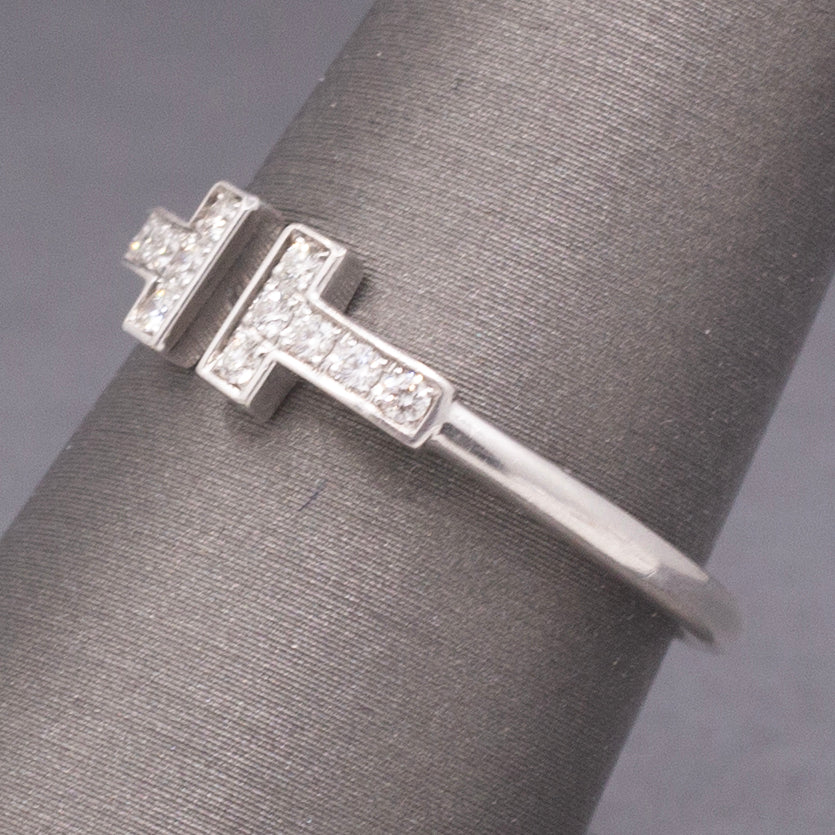 TIFFANY & CO 18K White Gold 0.13ctw Round Diamond T Wire Ring Size 8.5