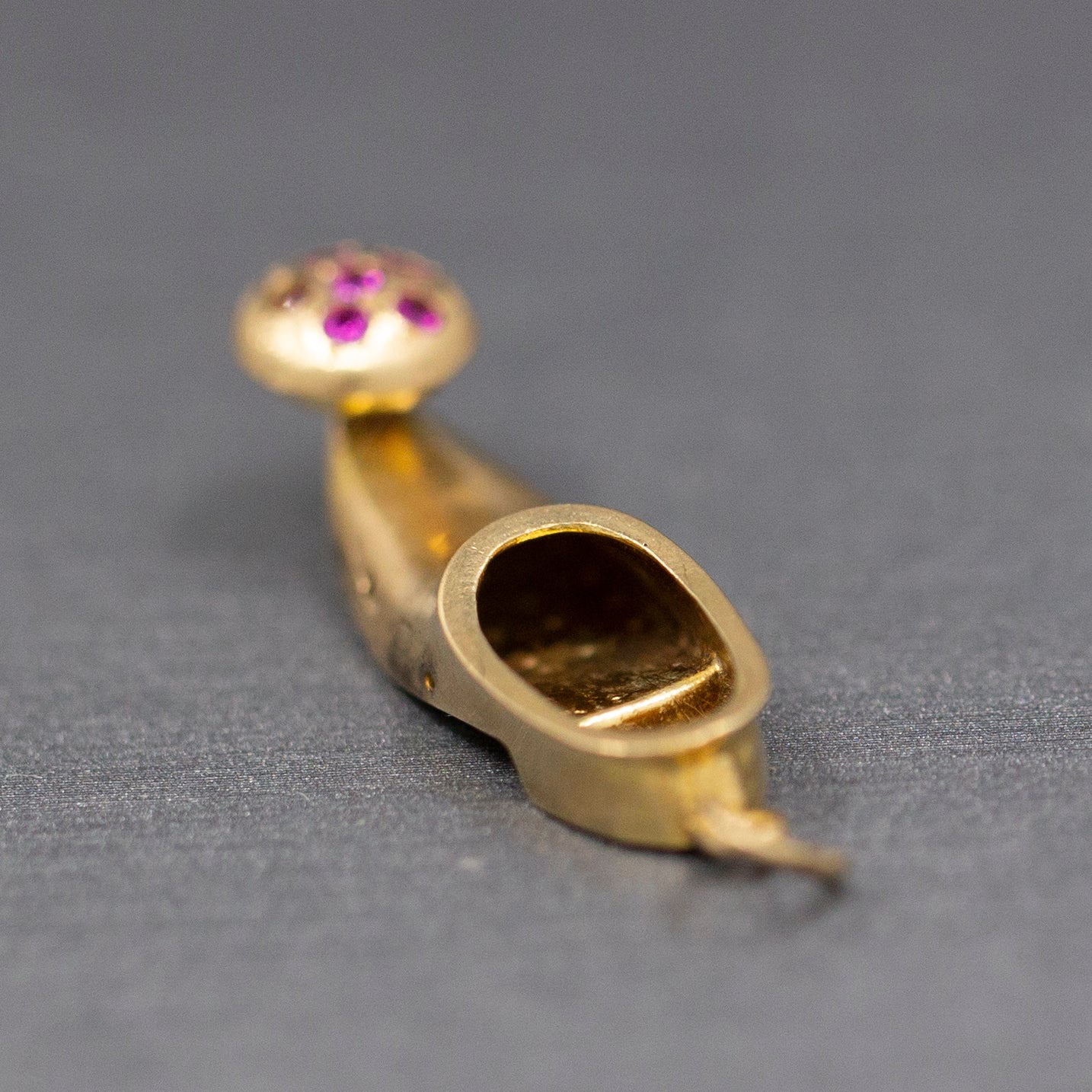 Vintage Turkish Shoe Sabah Slipper Nalins Charm in 18k Yellow Gold with Rubies