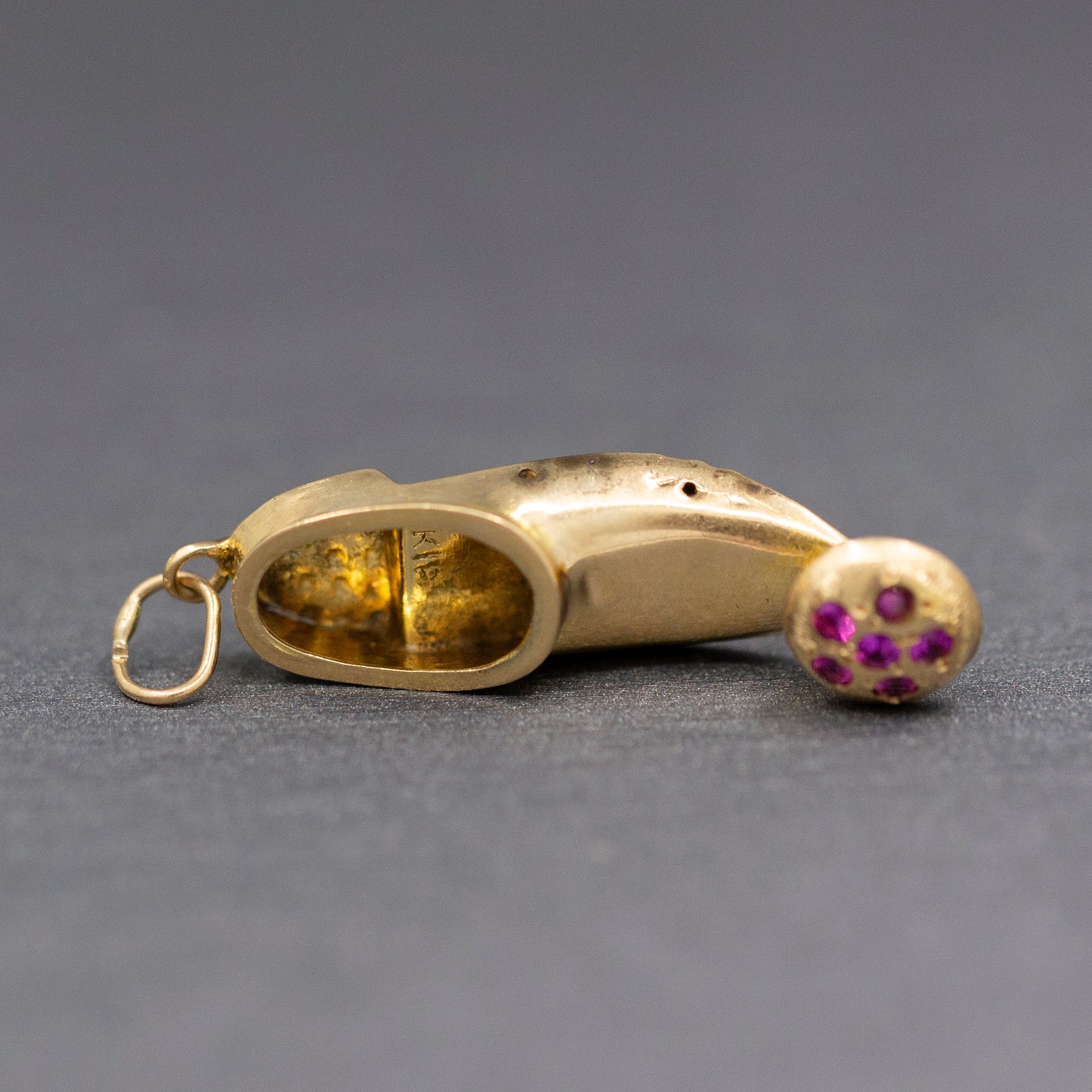 Vintage Turkish Shoe Sabah Slipper Nalins Charm in 18k Yellow Gold with Rubies