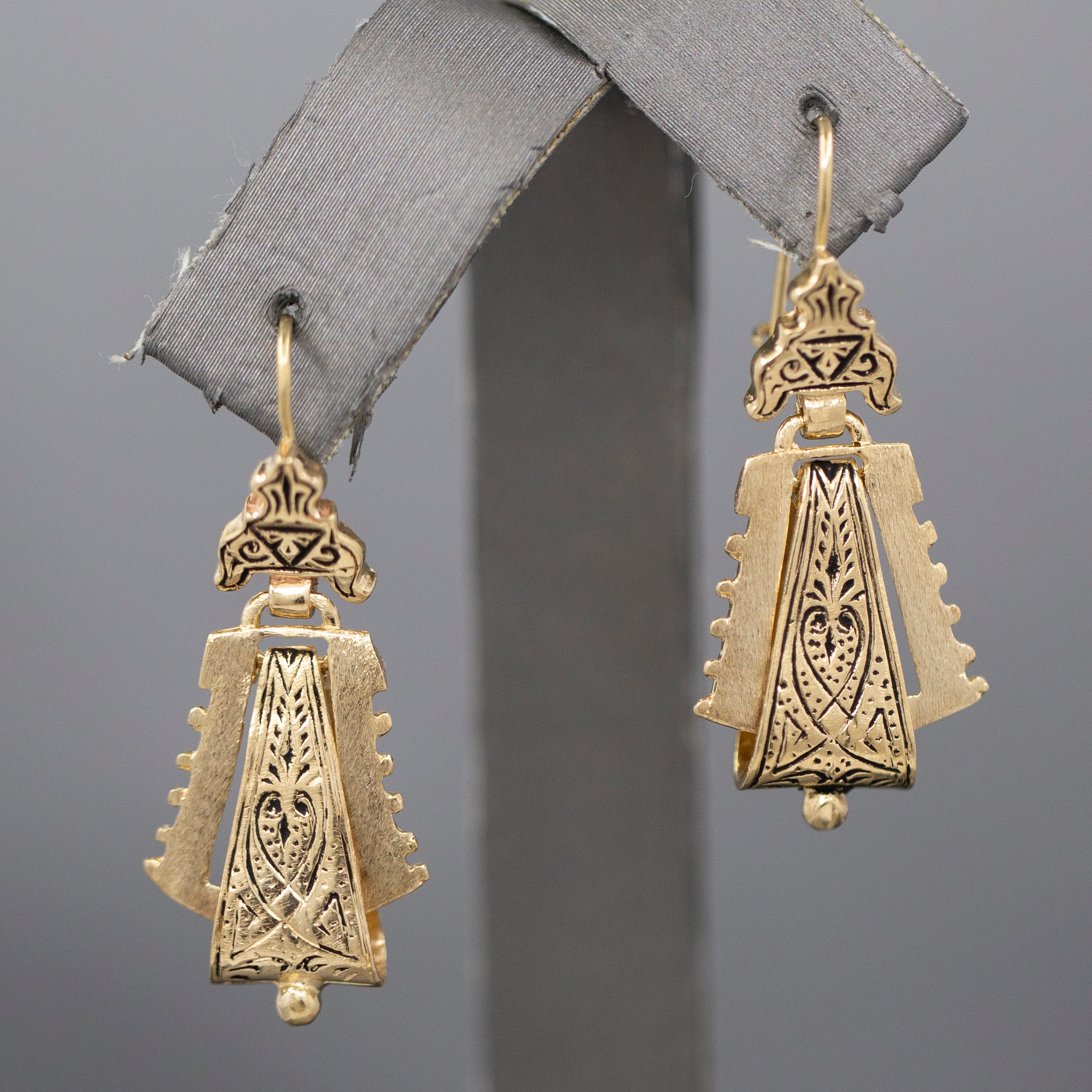 Antique Victorian Architectural Dangle Earrings in 14k Yellow Gold