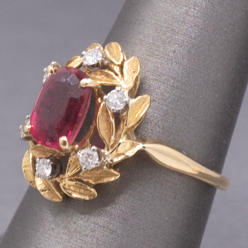 Vintage Rubellite Red Tourmaline and Diamond Wreath Garland Ring in 18k Yellow Gold
