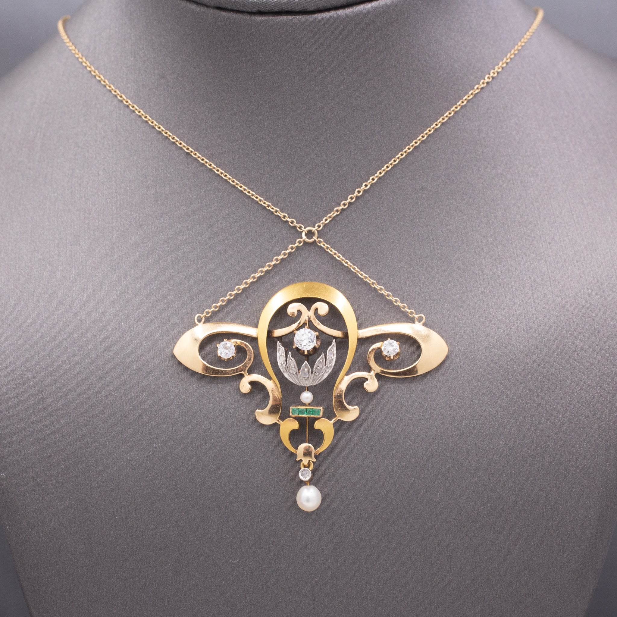Art Nouveau Diamond Emerald and Pearl Lavalier Necklace in 14k Yellow Gold