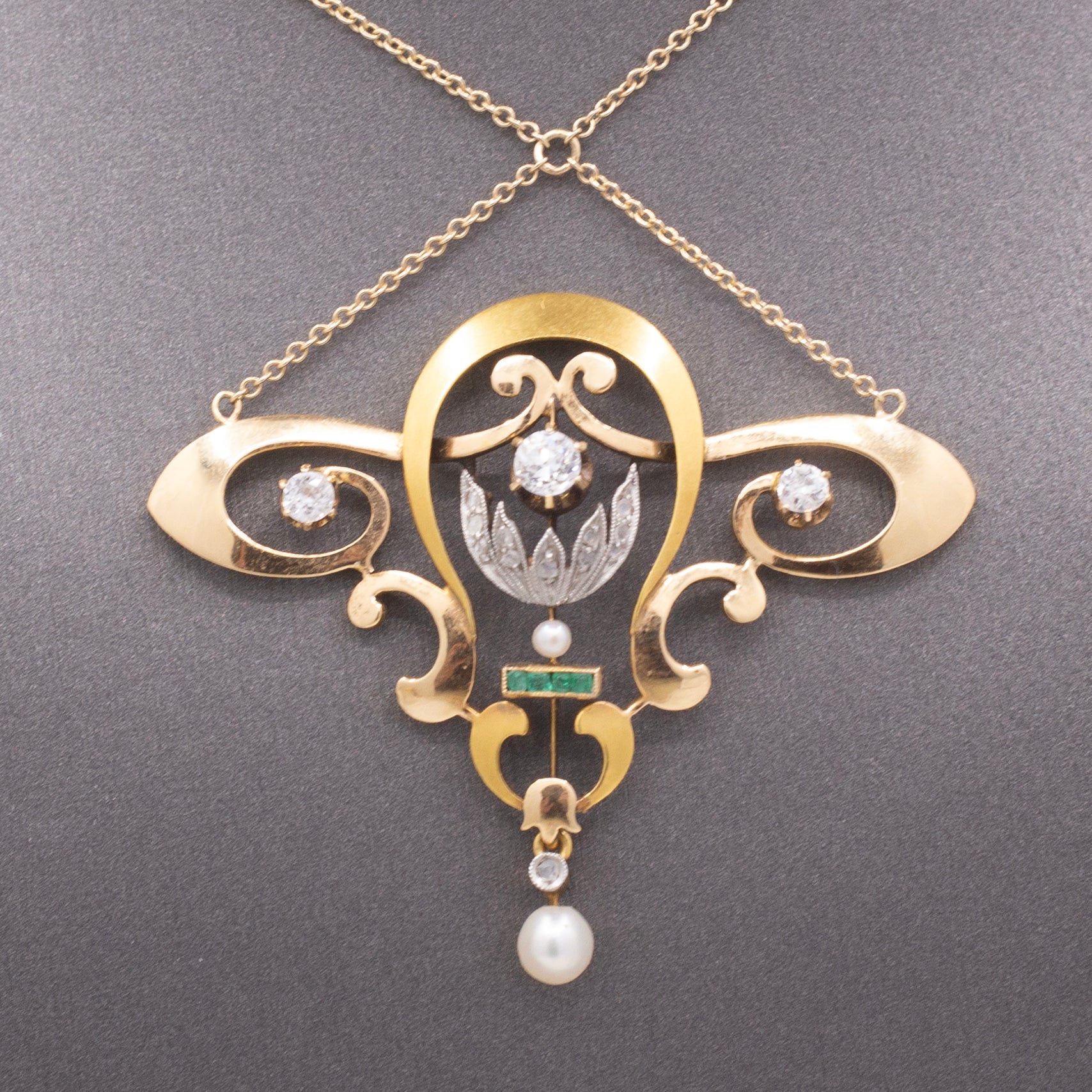Art Nouveau Diamond Emerald and Pearl Lavalier Necklace in 14k Yellow Gold