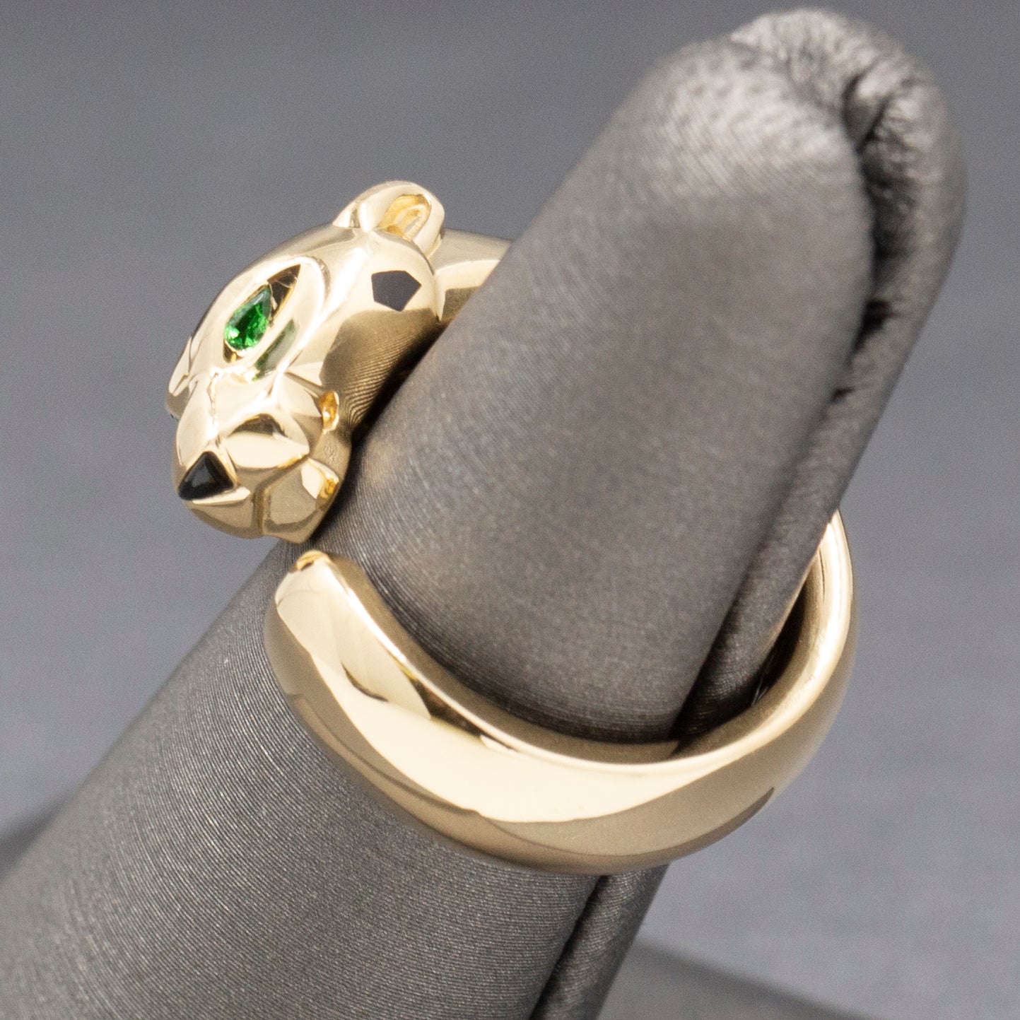 Panthere de Cartier Ring 18k Yellow Gold Tsavorite & Onyx Size 50 with Box and Papers