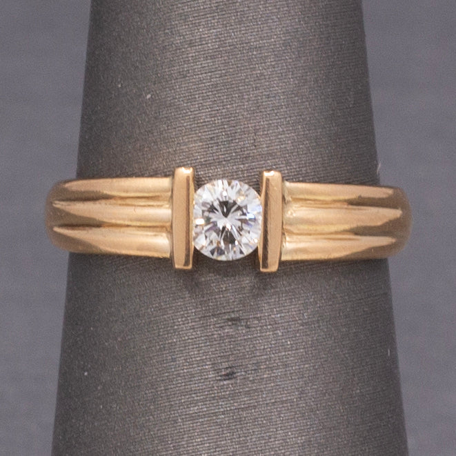 Petite Tension Set Round Diamond  Band Ring in Ribbed 18k Yellow Gold