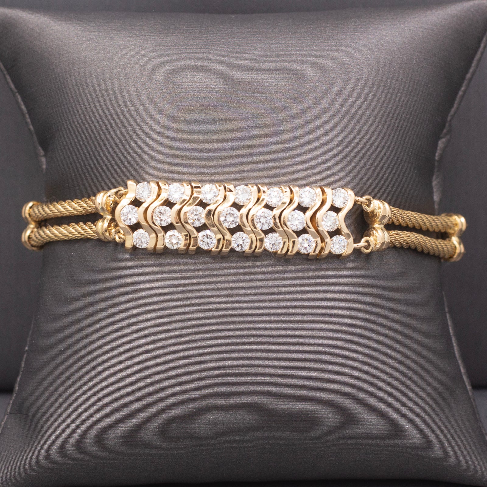 Stunning Vintage 18k Yellow Gold Diamond Cable Link Bracelet
