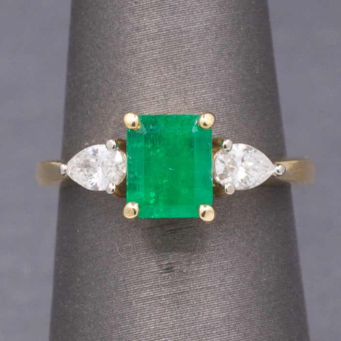 Vintage Emerald and Pear Cut Diamond Ring in 18k Yellow Gold