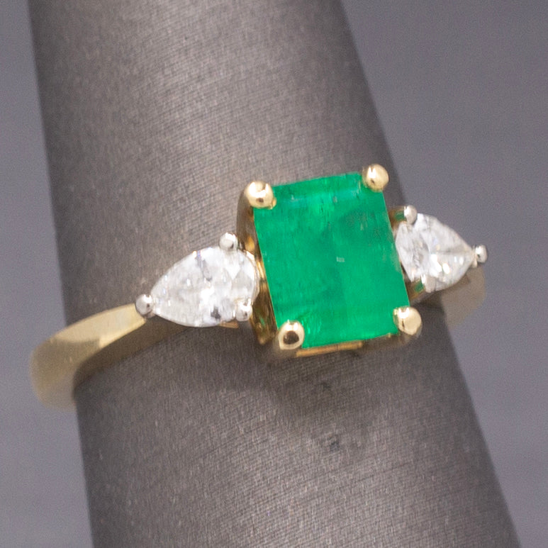 Vintage Emerald and Pear Cut Diamond Ring in 18k Yellow Gold