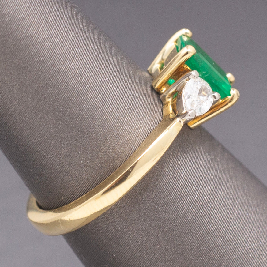 Vintage Emerald and Pear Cut Diamond Ring in 18k Yellow Gold
