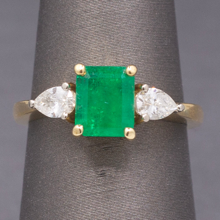 Vintage Emerald and Pear Cut Diamond Ring in 18k Yellow Gold