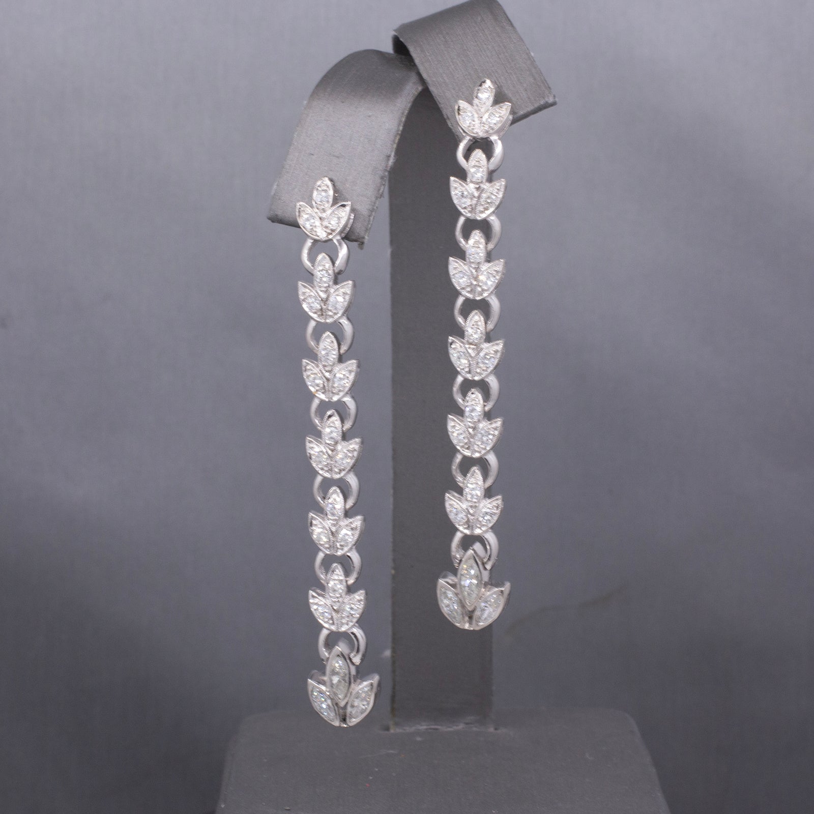 Elegant Art Deco Diamond and Platinum Garland Drop Earrings