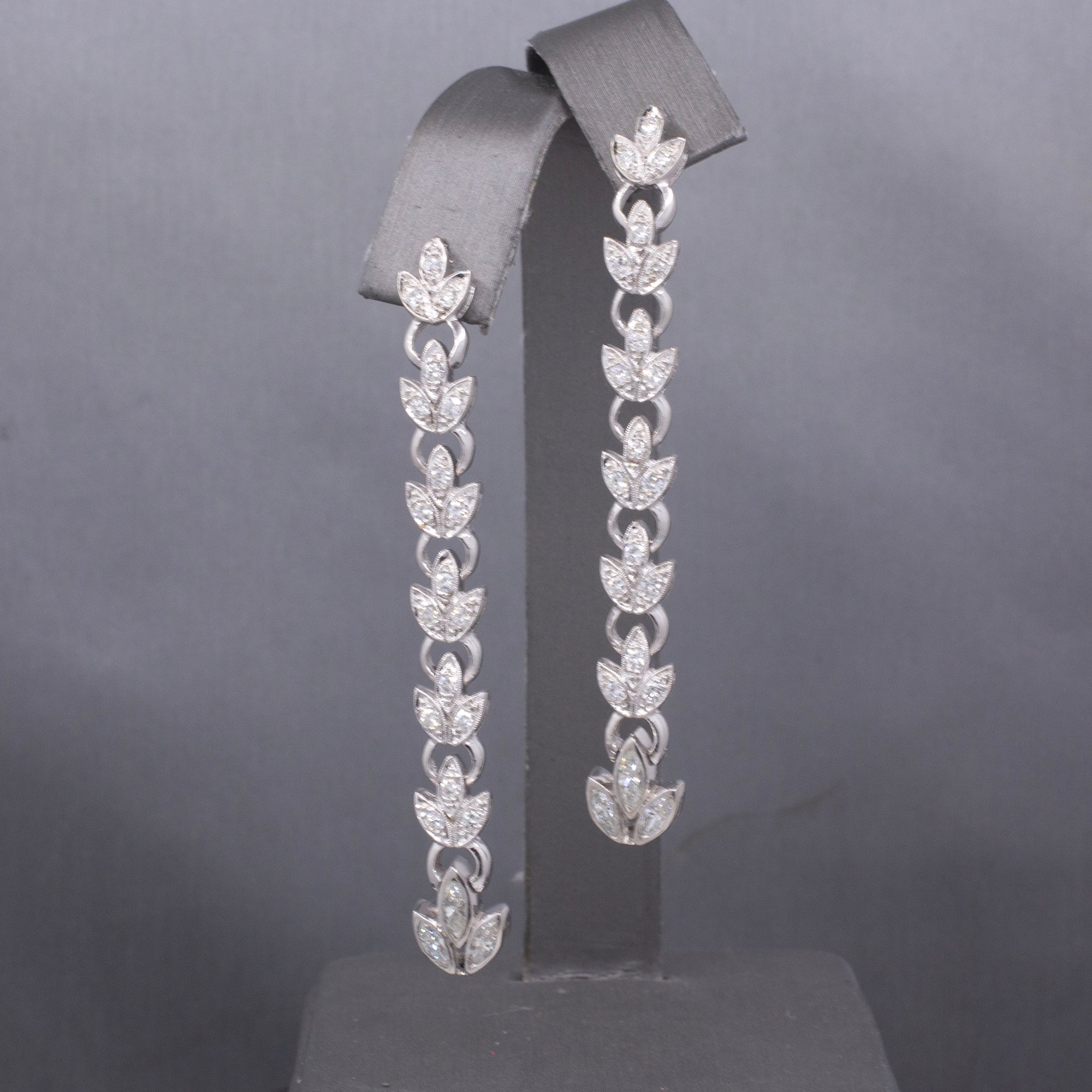 Elegant Art Deco Diamond and Platinum Garland Drop Earrings