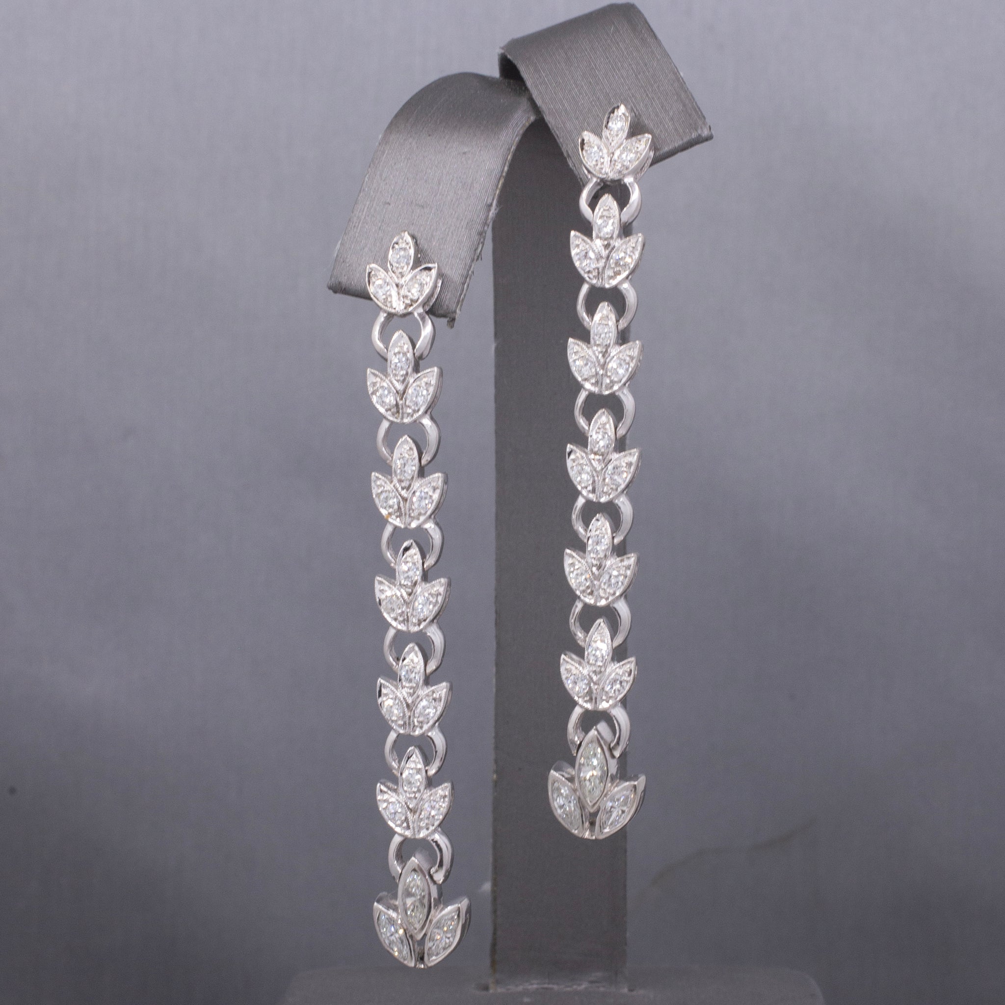 Elegant Art Deco Diamond and Platinum Garland Drop Earrings
