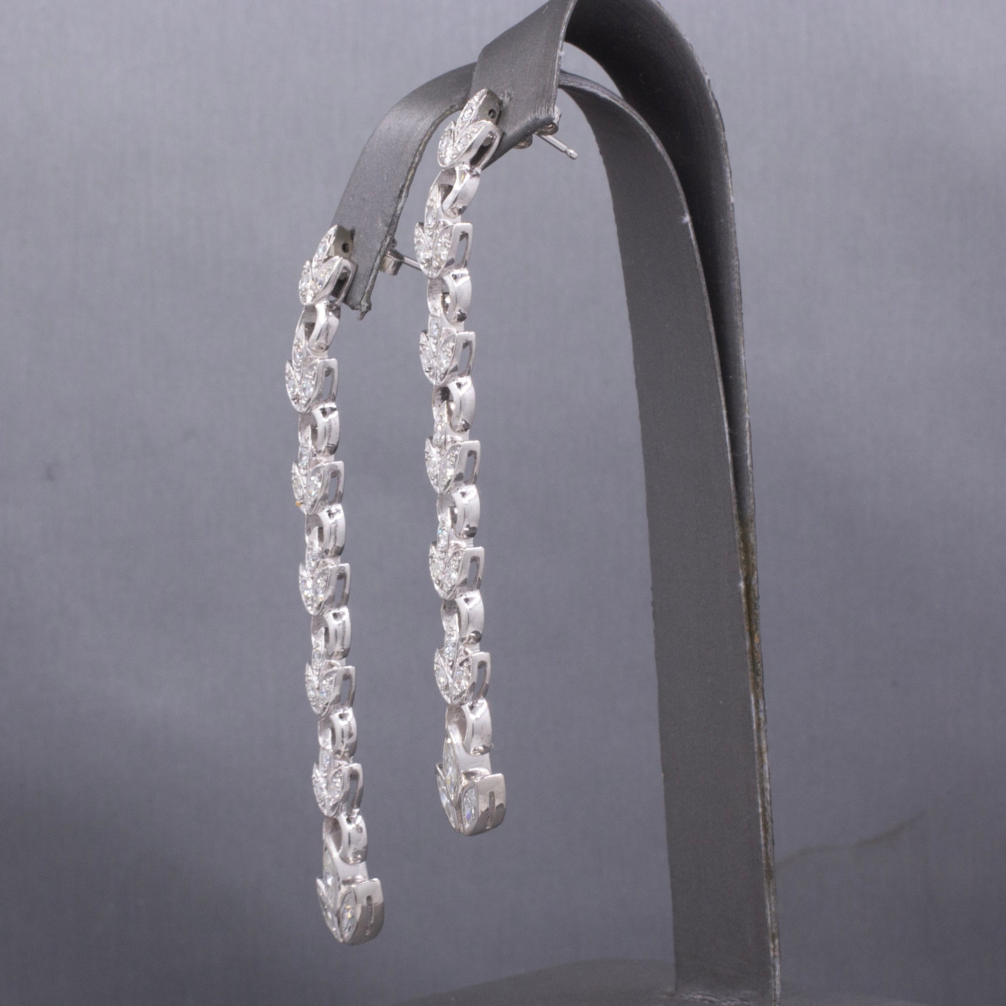 Elegant Art Deco Diamond and Platinum Garland Drop Earrings