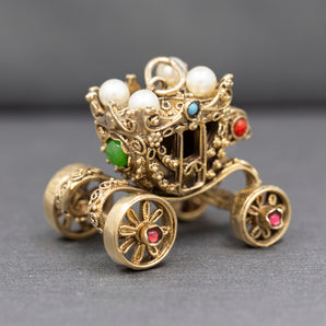 Exquisite Etruscan Revival Antique Stage Coach with Turning Wheels in 14k Yellow Gold