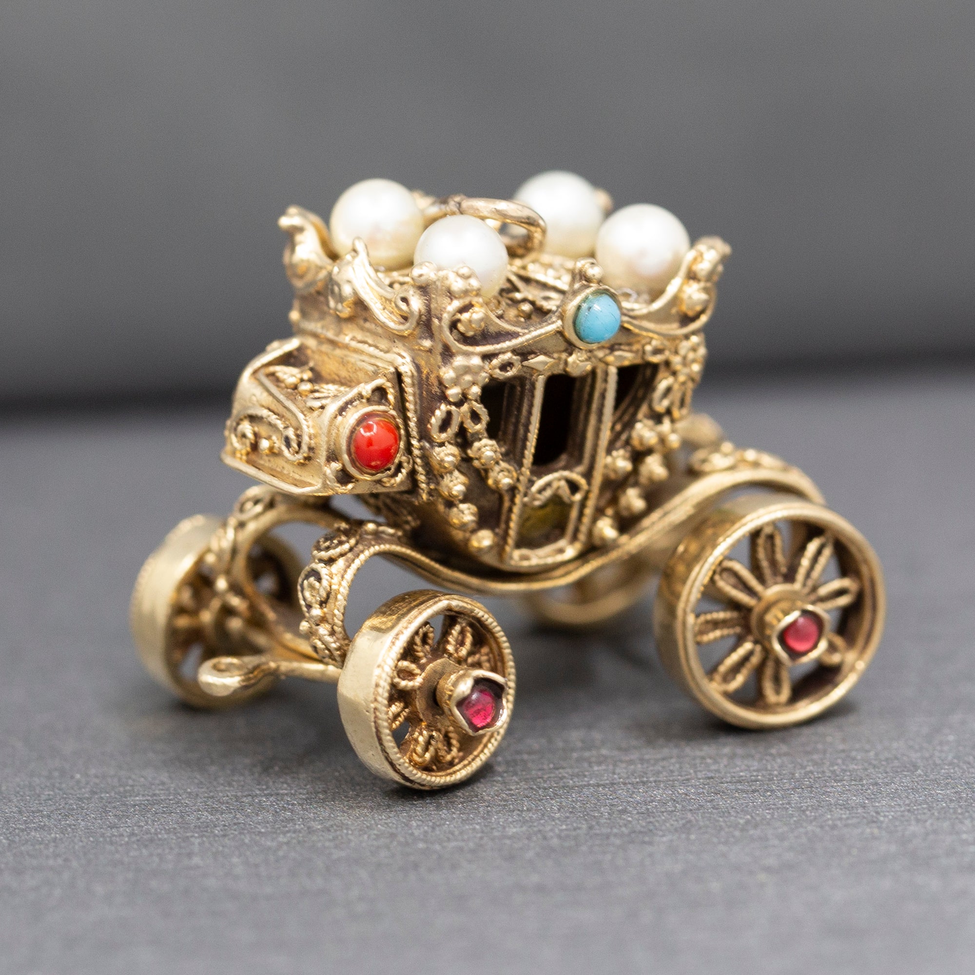 Exquisite Etruscan Revival Antique Stage Coach with Turning Wheels in 14k Yellow Gold