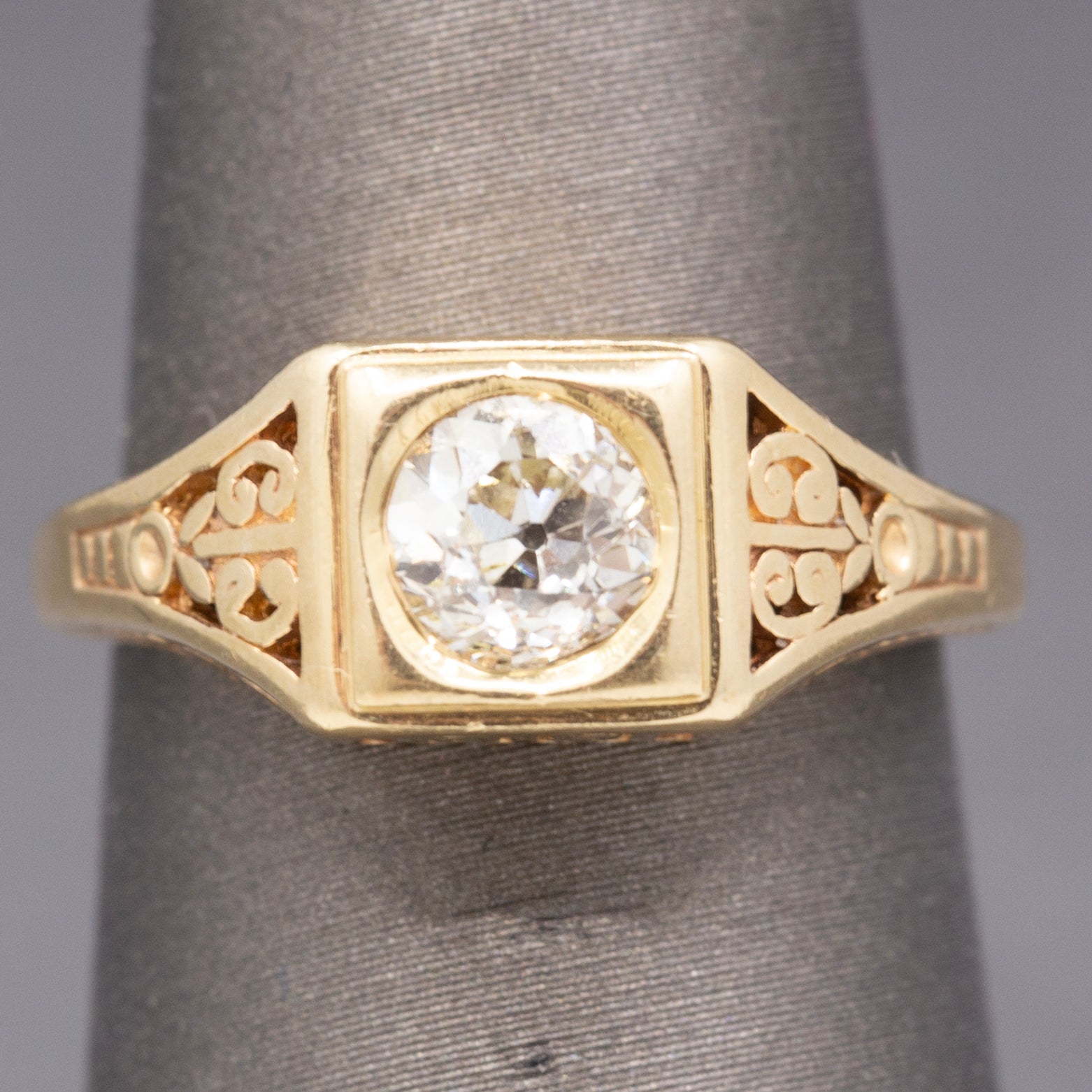 Art Deco Old European Cut Diamond Solitaire Filigree Ring in 14k Yellow Gold