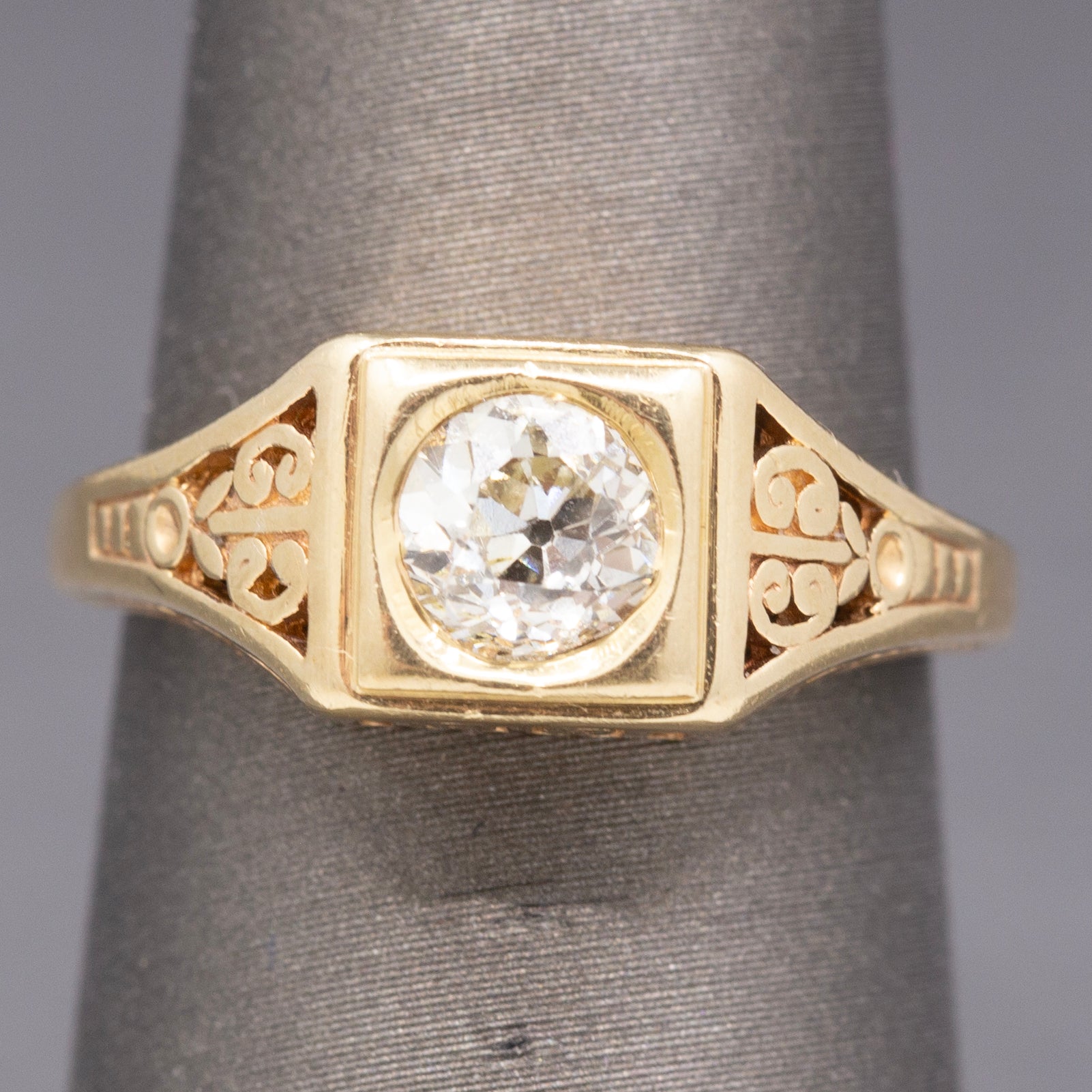 Art Deco Old European Cut Diamond Solitaire Filigree Ring in 14k Yellow Gold