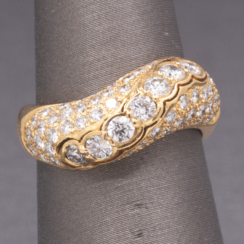 Vintage Bezel Set and Pave' Diamond Wave Band Ring in 18k Yellow Gold