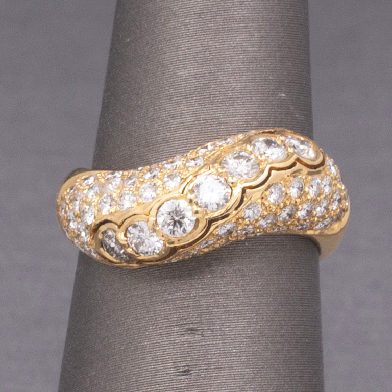 Vintage Bezel Set and Pave' Diamond Wave Band Ring in 18k Yellow Gold