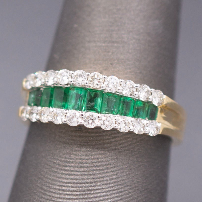 Sparkling Emerald and Diamond Band Ring in 14k Yellow Gold