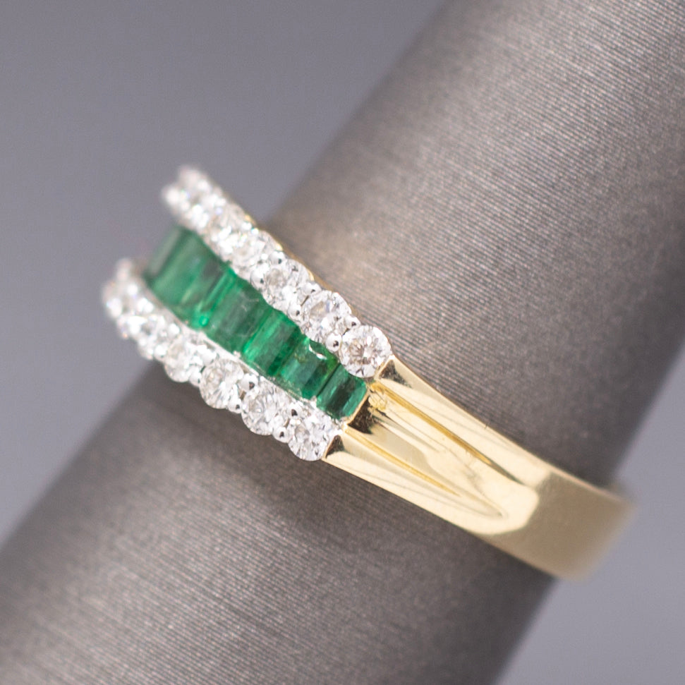 Sparkling Emerald and Diamond Band Ring in 14k Yellow Gold