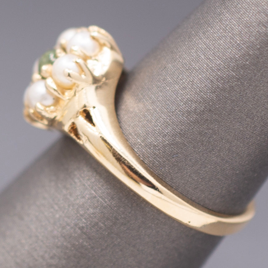 Vintage Nephrite Jade and Pearl Cluster Ring in 14k Yellow Gold