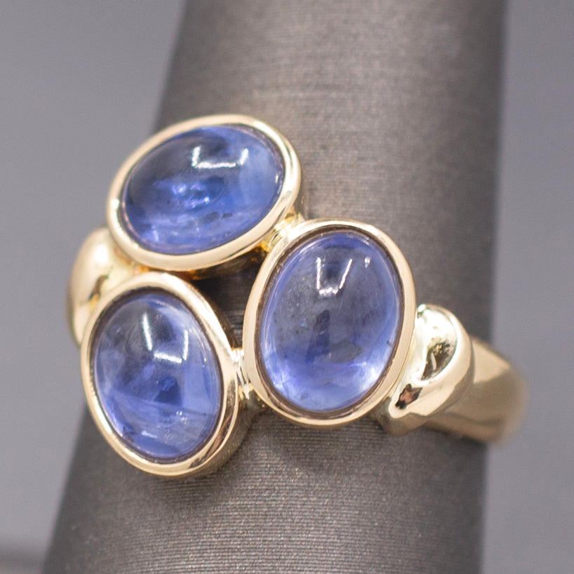 Vintage Three Stone Blue Sapphire Bezel Set Cabochon Ring in 14k Yellow Gold