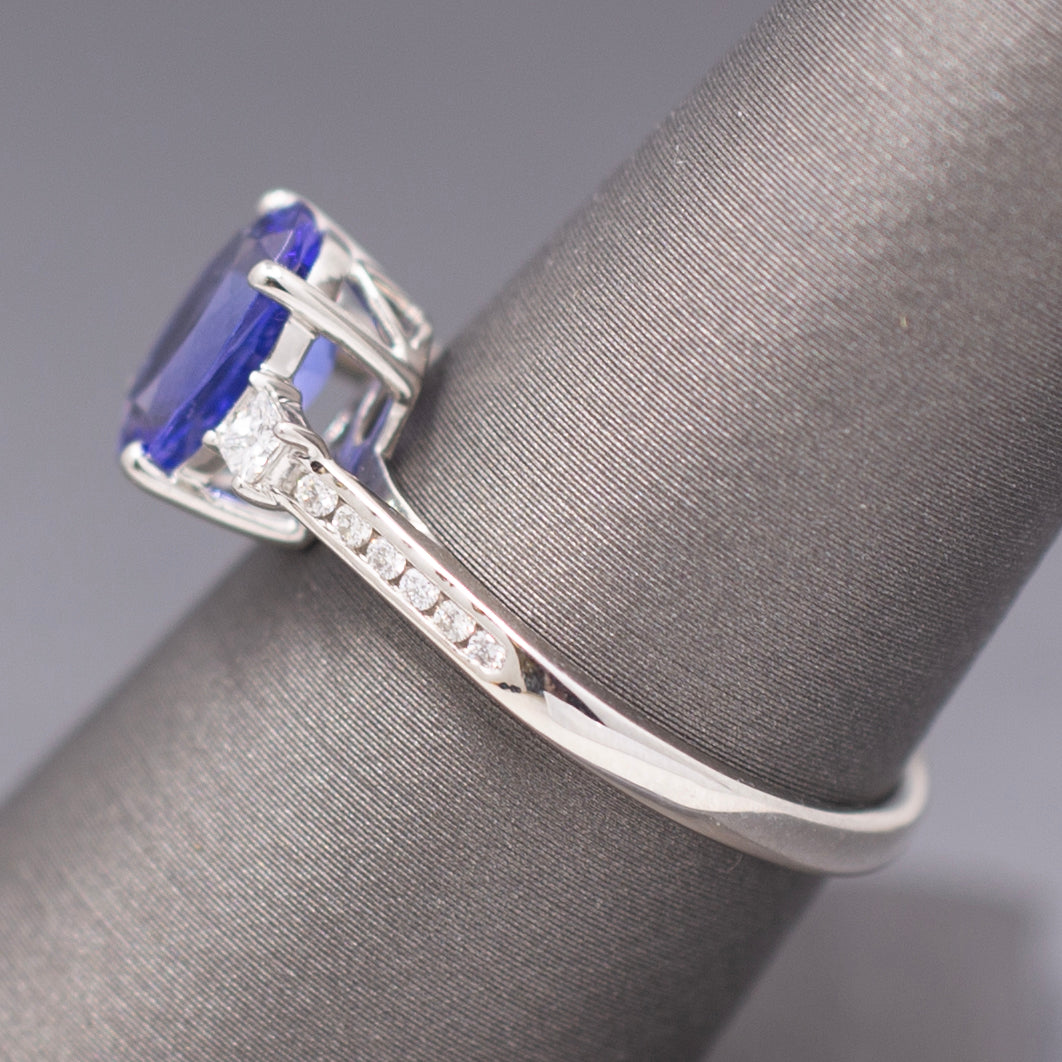 Vivid Oval Cut Tanzanite and Diamond Ring in Platinum