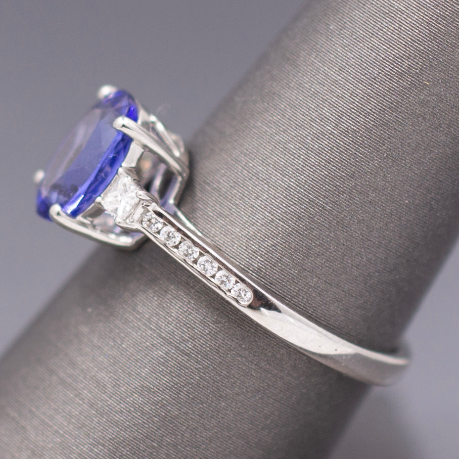Vivid Oval Cut Tanzanite and Diamond Ring in Platinum