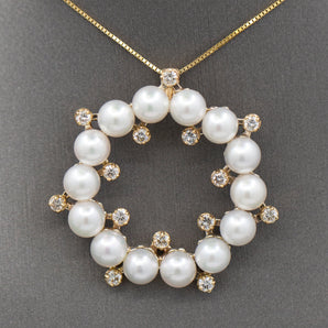 Vintage Pearl and Diamond Wreath Circle Pendant Necklace in 14k