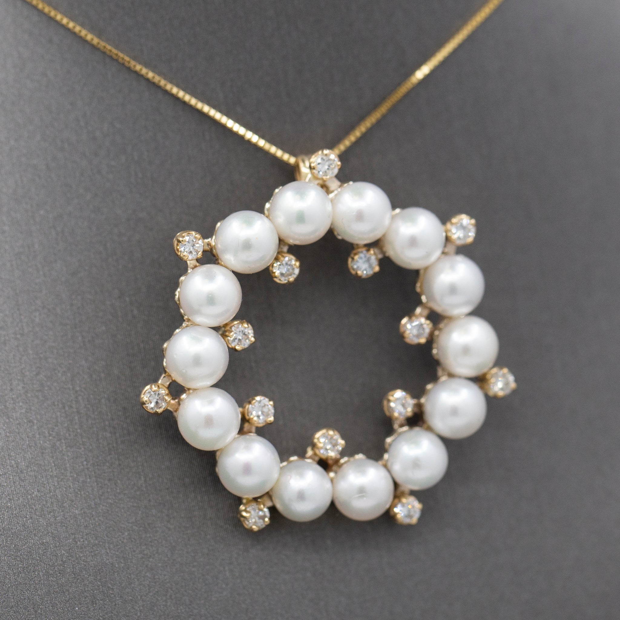 Vintage Pearl and Diamond Wreath Circle Pendant Necklace in 14k