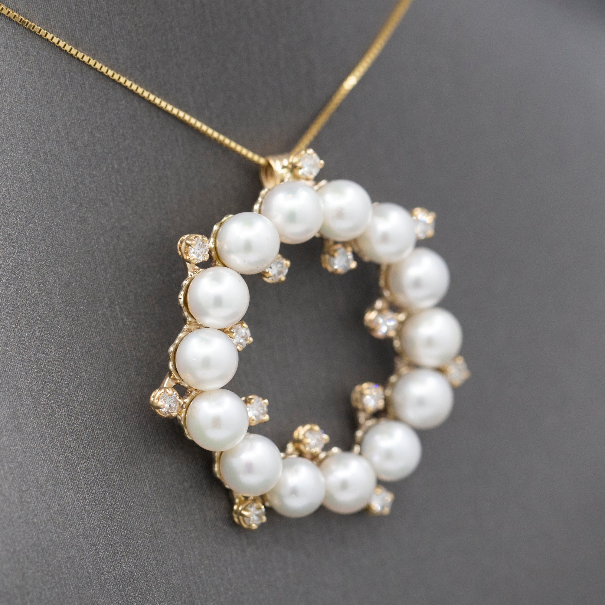 Vintage Pearl and Diamond Wreath Circle Pendant Necklace in 14k