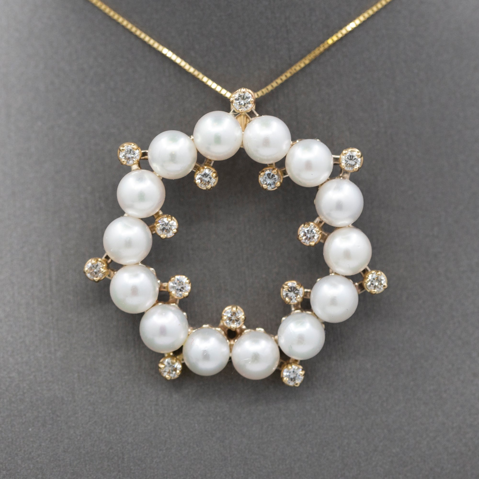 Vintage Pearl and Diamond Wreath Circle Pendant Necklace in 14k