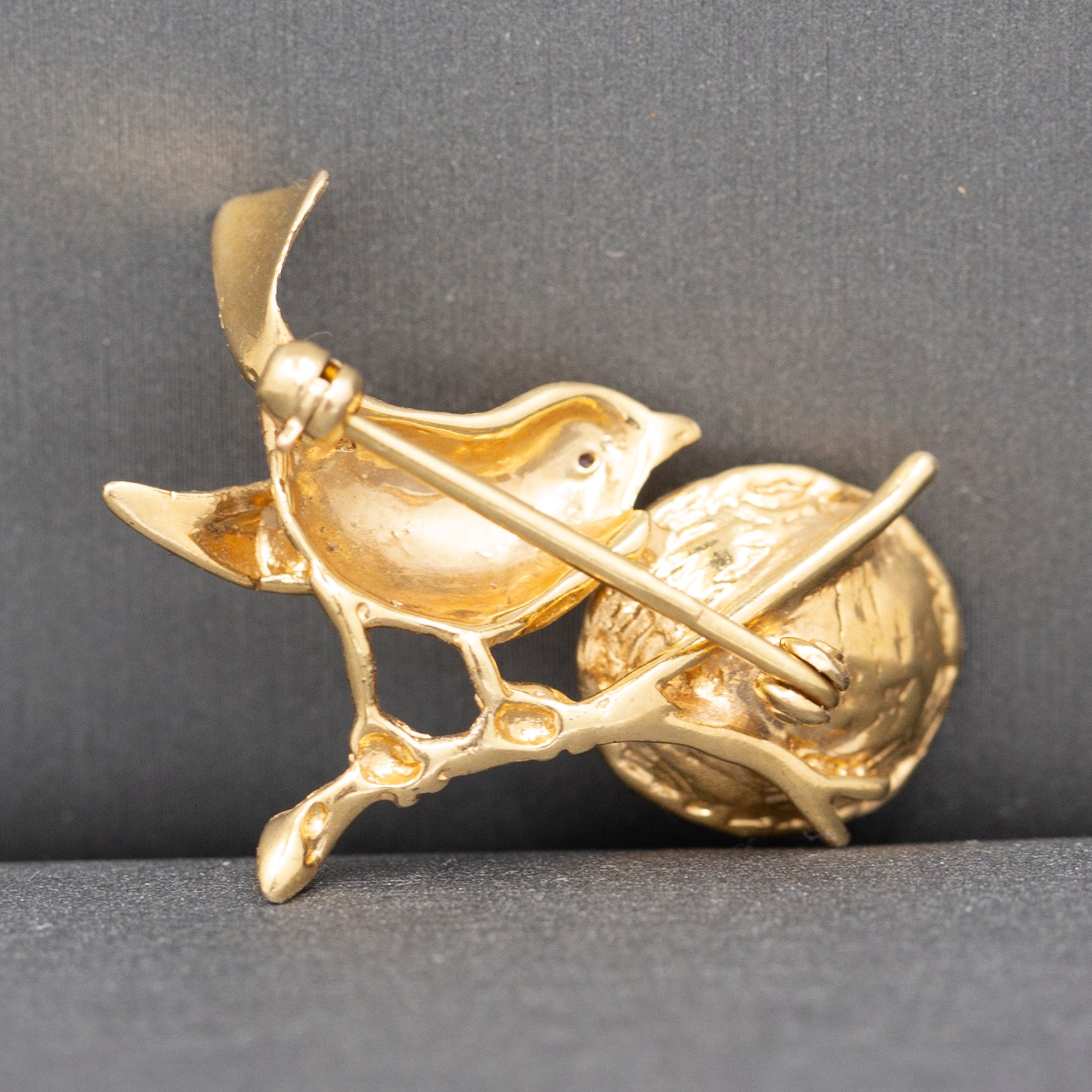 Vintage Ruby Eye Bird with Nest of Turquoise Eggs Brooch Pin in 14k Yellow Gold