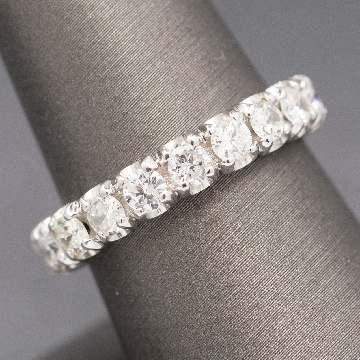 Sparkling 1.90cttw Diamond Eternity Band Ring in 14k White Gold Size 8.5