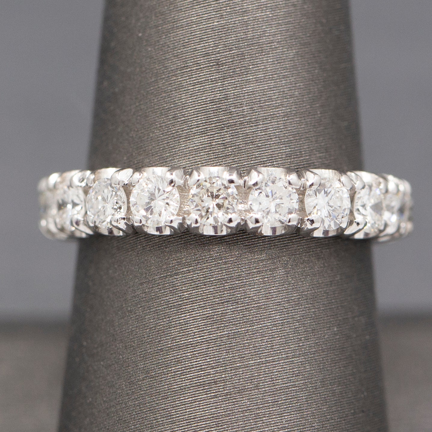 Sparkling 1.90cttw Diamond Eternity Band Ring in 14k White Gold Size 8.5