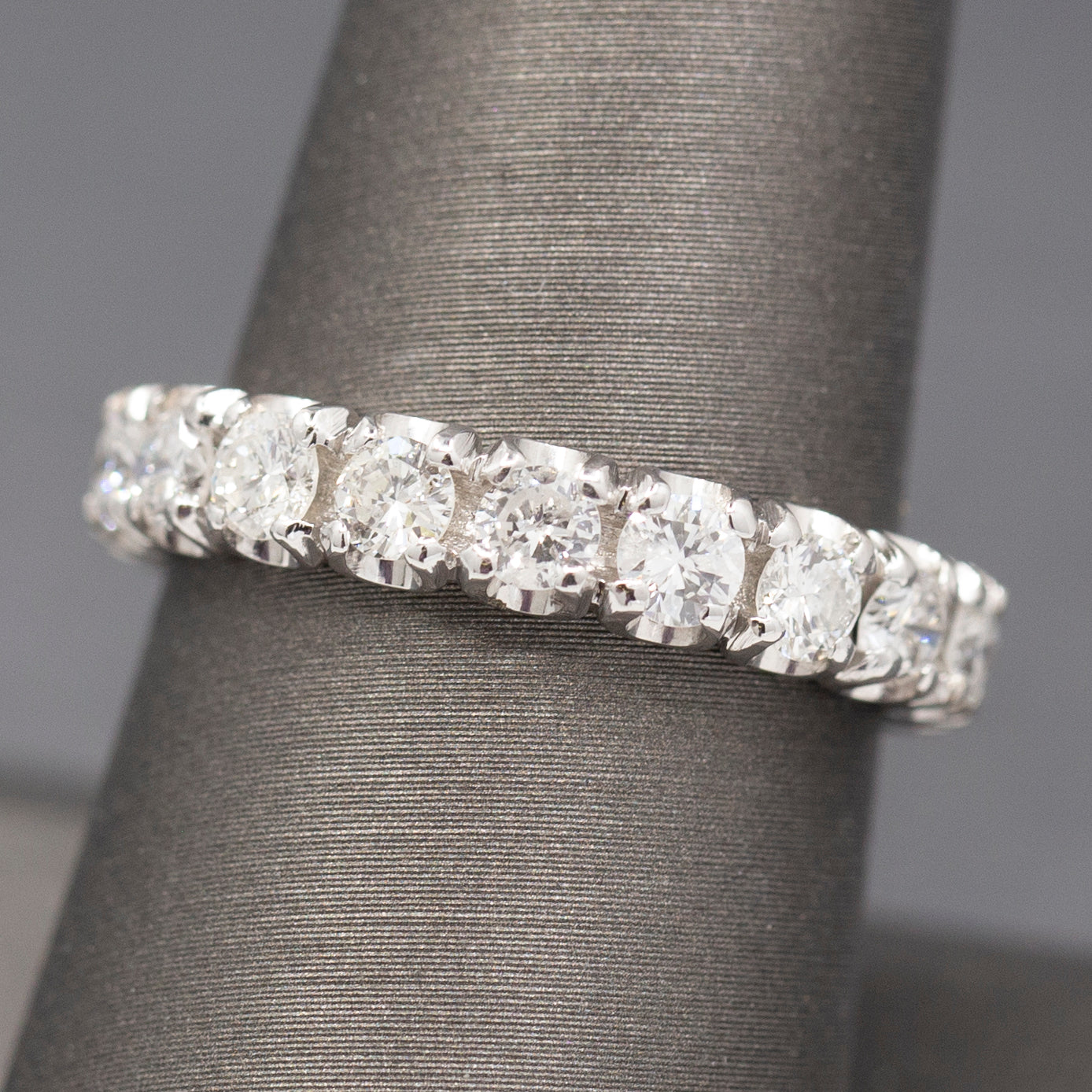 Sparkling 1.90cttw Diamond Eternity Band Ring in 14k White Gold Size 8.5