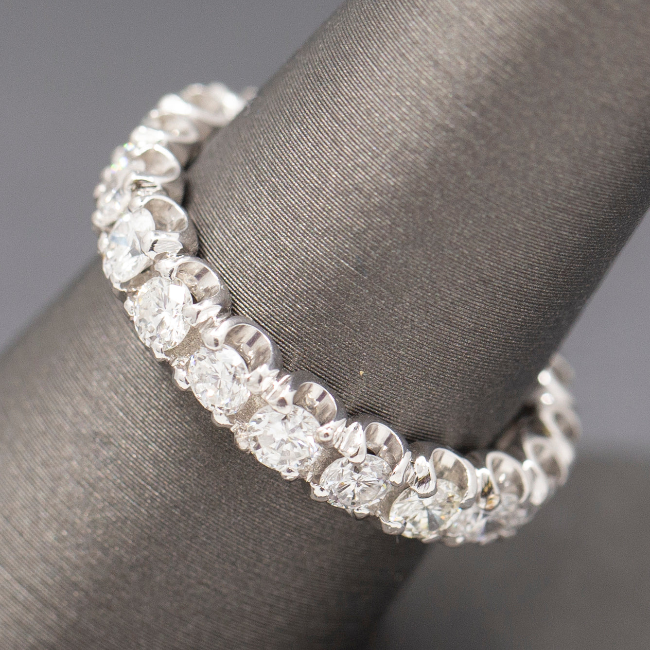 Sparkling 1.90cttw Diamond Eternity Band Ring in 14k White Gold Size 8.5